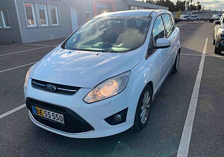 Ford Grand C-Max 1,6TDCi 85kW Champions Edition