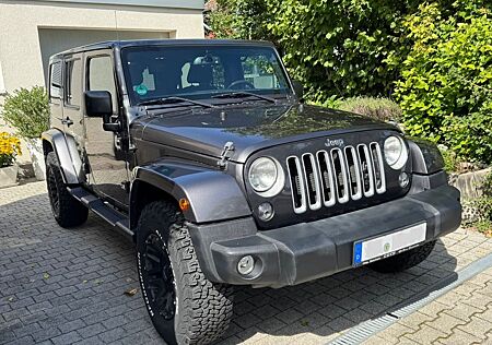 Jeep Wrangler Top gepflegter 3.6l V6 Unlimited Sahara