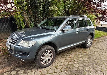 VW Touareg Volkswagen 3.0 V6 TDI - sehr gut gepflegt