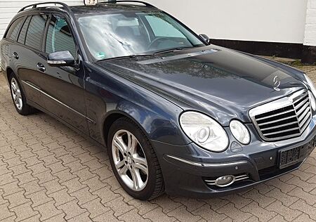 Mercedes-Benz E 200 W211. CDI T AVANTGARDE Avantgarde