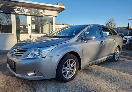 Toyota Avensis Kombi aus 1 Hand, NAVI, AKH abnehmbar