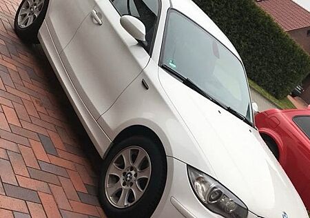 BMW 118d Edition Lifestyle Edition Lifestyle
