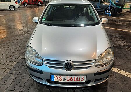 VW Golf Volkswagen 1.6 Comfortline/Tüv Neu