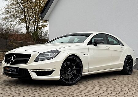 Mercedes-Benz CLS 63 AMG V8 LEDER LED NAVI 4x KLIMA SHZ 20ZR