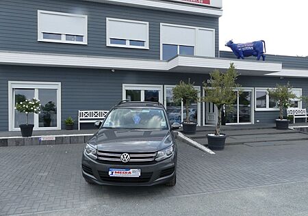 VW Tiguan Volkswagen Trend & Fun BMT, 1. Hand