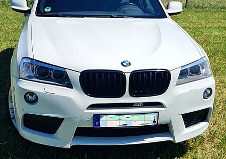 BMW X3 xDrive30d -Pano. M-Paket, AHK, Leder, Klima..