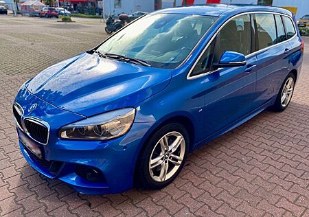 BMW 2er 220iGranTour/M-Spo/AUT/NAVI/LEDER/MEM/LED/7Si/PD