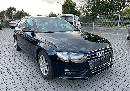 Audi A4 2.0 TDI Attraction Avant NAVI SHZ PDC 16"ALU