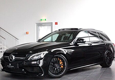 Mercedes-Benz C 63 AMG C 63 S T AMG *PANO*CERAMIC*1. HAND*CARBON*