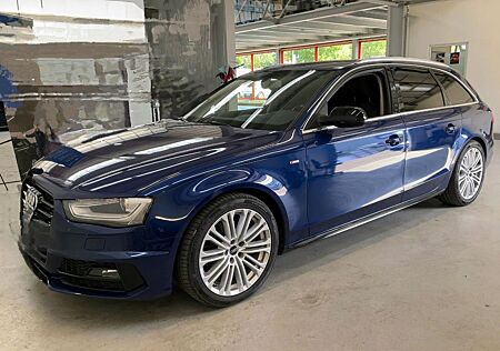 Audi A4 Avant Ambition