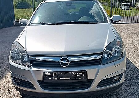 Opel Astra H Caravan Elegance