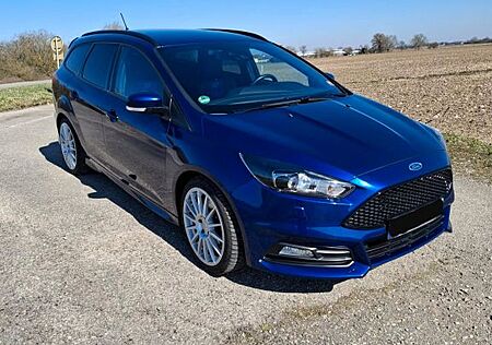 Ford Focus 2,0 EB ST Leder-Sport-Paket Turnier ST