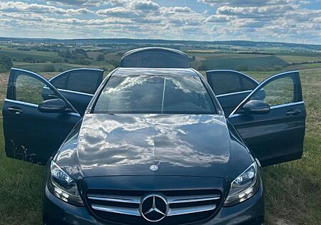 Mercedes-Benz C 220 d AMG Line AMG Line