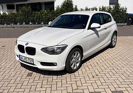 BMW 114i -