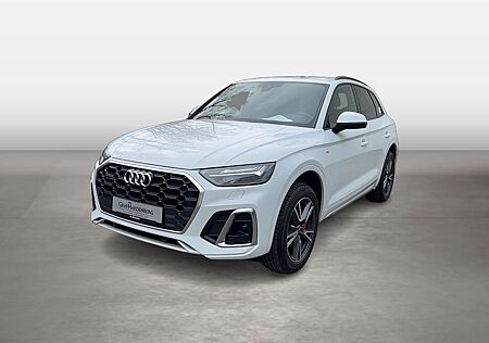 Audi Q5 55 TFSI e qu. S tronic S line AHK ACC Pano