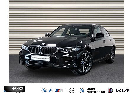 BMW 330e A