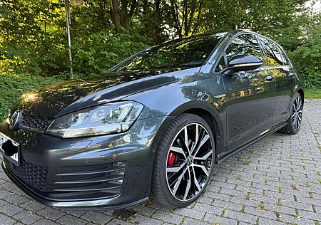 VW Golf Volkswagen 2.0 TDI DSG BMT GTD mit Top Austattung
