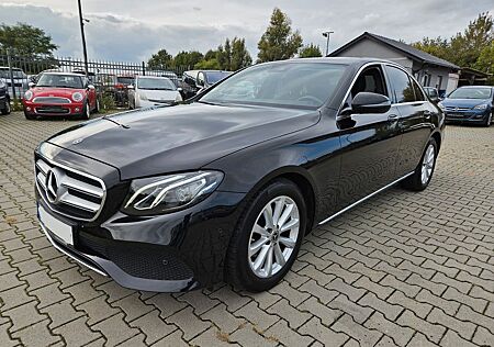 Mercedes-Benz E 220 E 220d Avantgarde LED Schiebedach Scheckheft