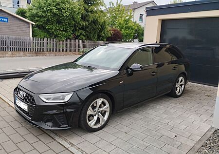 Audi A4 40 TDI S tronic S line Avant S line Pano