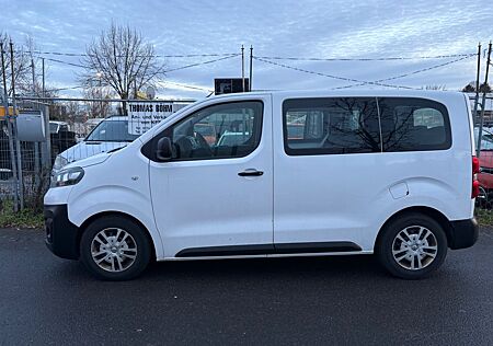 Opel Vivaro AT-motor 94000km