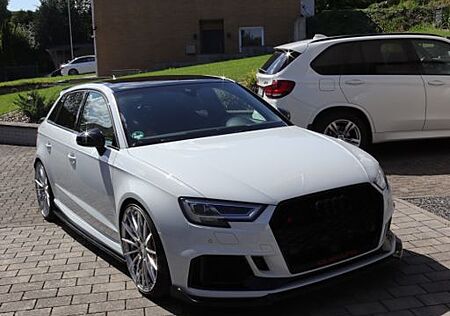 Audi RS3 2.5 TFSI S tronic quattro Sportback -