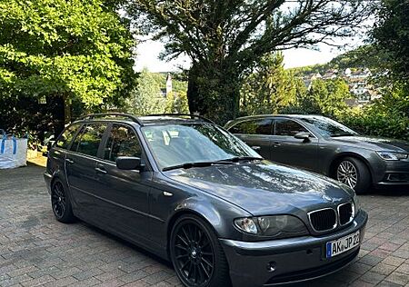 BMW 320d Touring, AHK, TÜV 2026