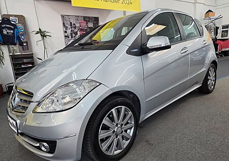 Mercedes-Benz A 180 ELEGANCE BlueEFF. Xenon,Shz,Bluetooth,Gara