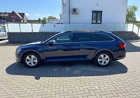 Skoda Superb Combi Ambition/PANO/SHZ/AC/PDC/TEMP/