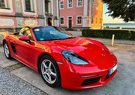 Porsche Boxster 718 - Approved 10/26 - Sammler-Specs