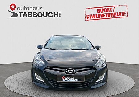 Hyundai i30 TREND+KAMERA+PDC+TEMPOMAT+ISOFIX+SHZ+BTH