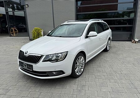 Skoda Superb Combi Ambition 8-Fach