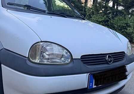 Opel Corsa 1.6 16V Sport Sport