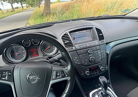 Opel Insignia Sports Tourer 2.0 CDTI Design Ed. 1...