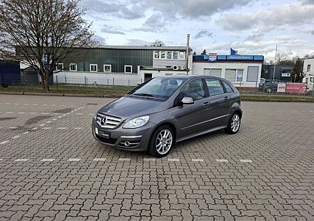 Mercedes-Benz B 180 CDI Automatik LM-Felgen SZH Tempom. PDC