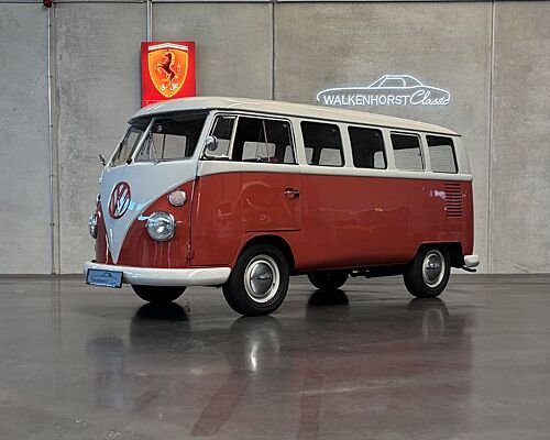 Volkswagen T1 9-Sitzer