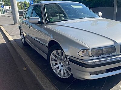 BMW 728i A - Facelift Gepflegt !