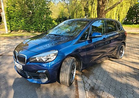 BMW 2er 220 Active Tourer 220i Steptronic DCT Advant...