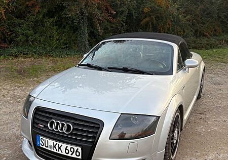 Audi TT Roadster 1.8T 140 kW -