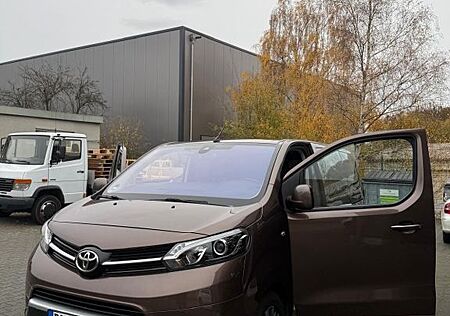 Toyota Pro Ace Proace (Verso) 2,0-l-D-4D 130kW L1 Exclusive...