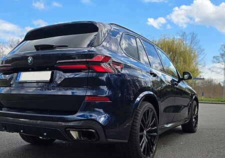BMW X5 xDrive30d M Sport HUD Massage Garagenwagen