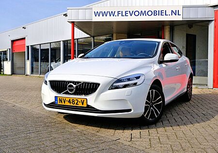 Volvo V40 2.0 T2 Nordic+ Leder|1e Eig|Navi|Clima|LMV