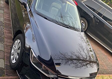 VW Passat Volkswagen 1.6 TDI DSG Highline