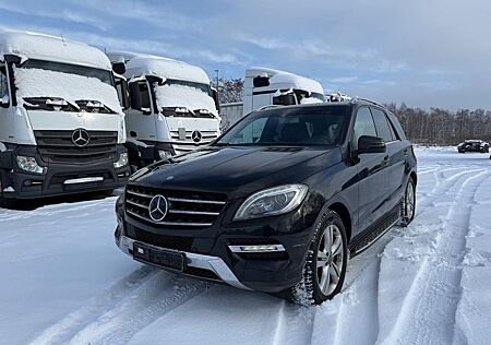 Mercedes-Benz ML 350 BlueTEC 4MATIC,DISTRONIC,AHK,TOTW,KAMERA!