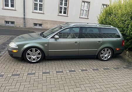 VW Passat Variant Volkswagen 1.9TDI 96kW Highline Variant ...