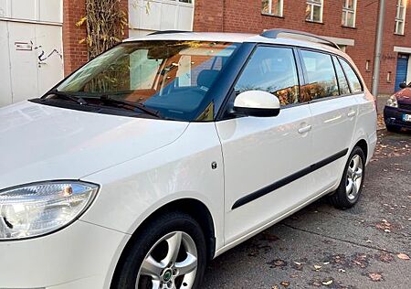 Skoda Fabia Combi 1.4l Elegance Elegance