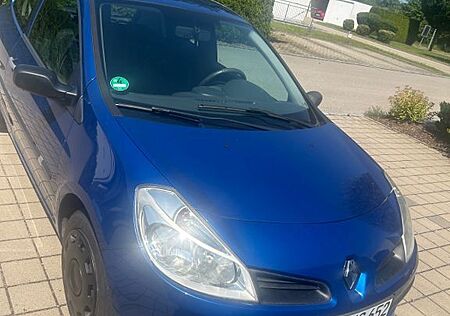 Renault Clio Extrême 1.2 16V,2HD,WR,SR,BT,TÜV 10/26!!!