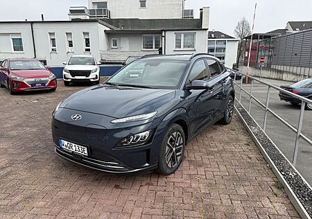 Hyundai Kona Trend Elektro 2WD Assistenzpaket Navigation
