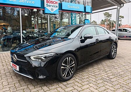 Mercedes-Benz CLA 180 DAB Kamera Navi MBUX Winterpaket 8-fach