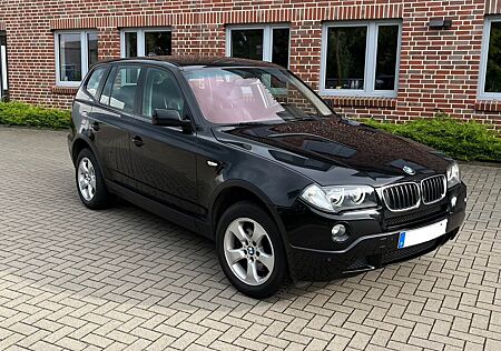 BMW X3 xDrive18d - AHK