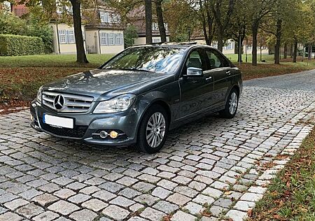 Mercedes-Benz C 200 BlueEFFICIENCY ELEGANCE